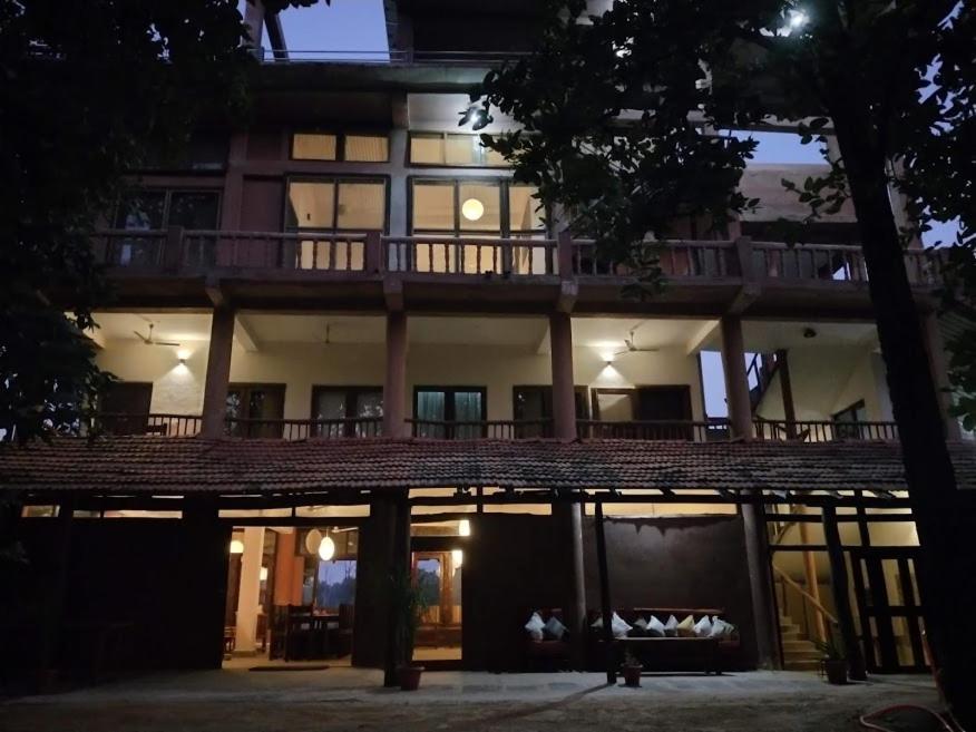Emerald Tiger Retreat Tala  Exterior photo
